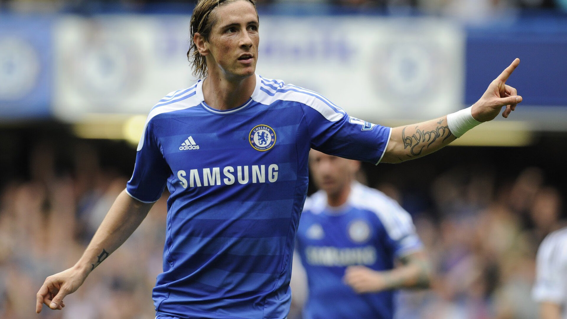 劳塔罗的剑与里昂的盾，当纪录尘埃落定，足球的唯一从不缺席